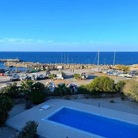 Spacious Sanctuary Cove B4 Duplex With Sea View In Kyrenia Girne *