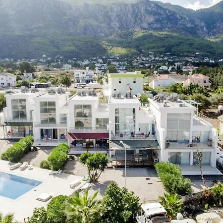 Spacious Sanctuary Cove B4 Duplex With Sea View In Kyrenia Girne