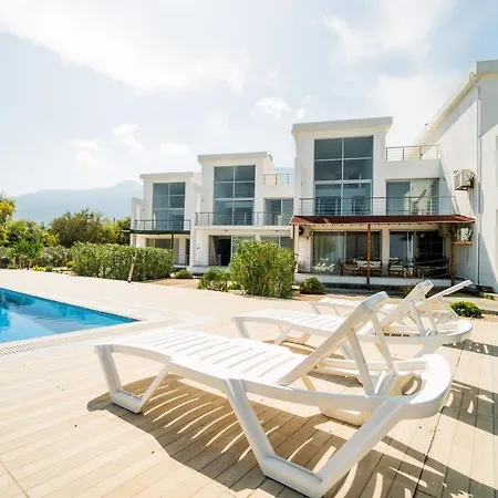 Lejlighed Spacious Sanctuary Cove B4 Duplex With Sea View In Lapta Lapithos (Northern Cyprus)
