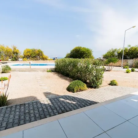 Spacious Sanctuary Cove B4 Duplex With Sea View In Kyrenia Girne * Lápithosz