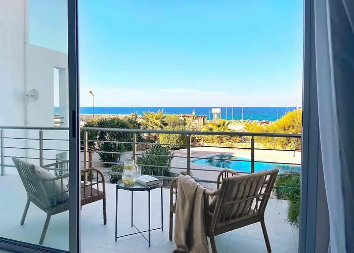 Daire Spacious Sanctuary Cove B4 Duplex With Sea View In Lapta Lapta