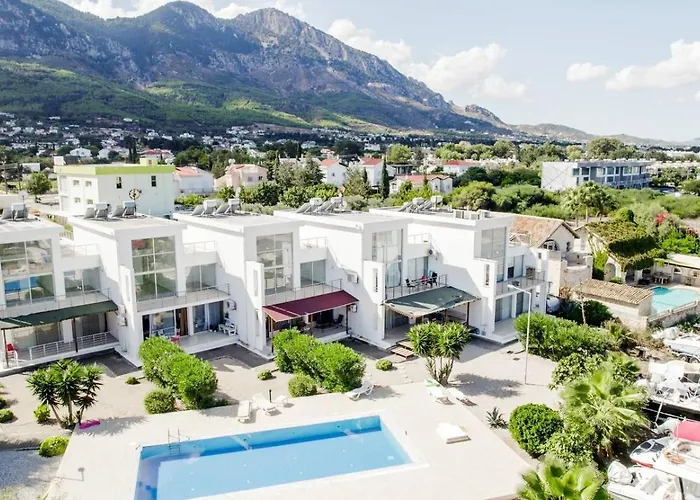 Spacious Sanctuary Cove B4 Duplex With Sea View In Lapta * Lapithos (Northern Cyprus)