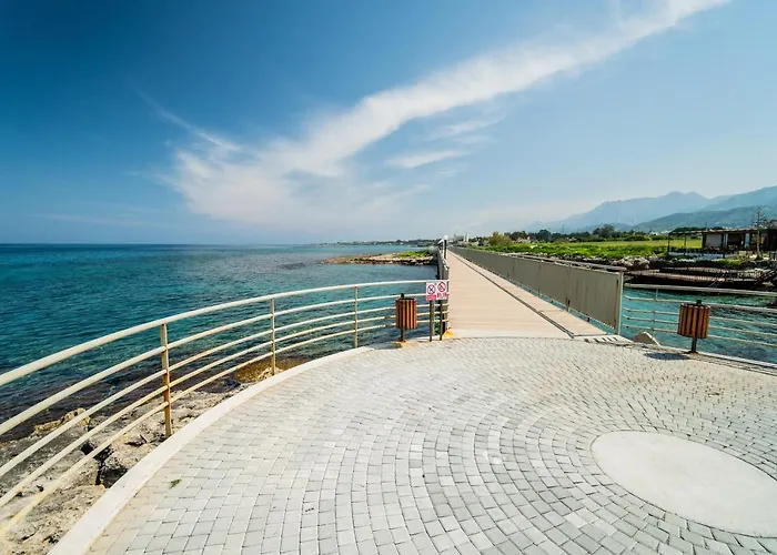 Spacious Sanctuary Cove B4 Duplex With Sea View In Lapta Lapta