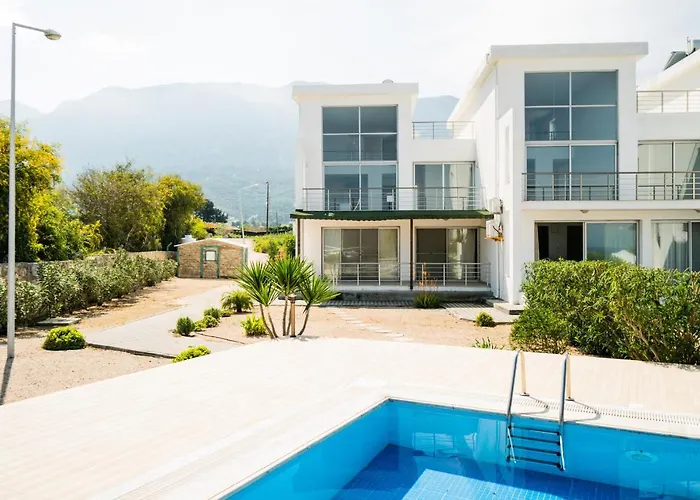 Daire Spacious Sanctuary Cove B4 Duplex With Sea View In Lapta *